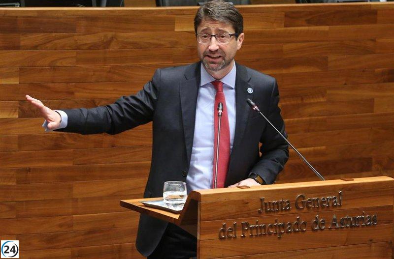 Enrique Fernández, exconsejero de Industria, asume la presidencia de Hunosa.