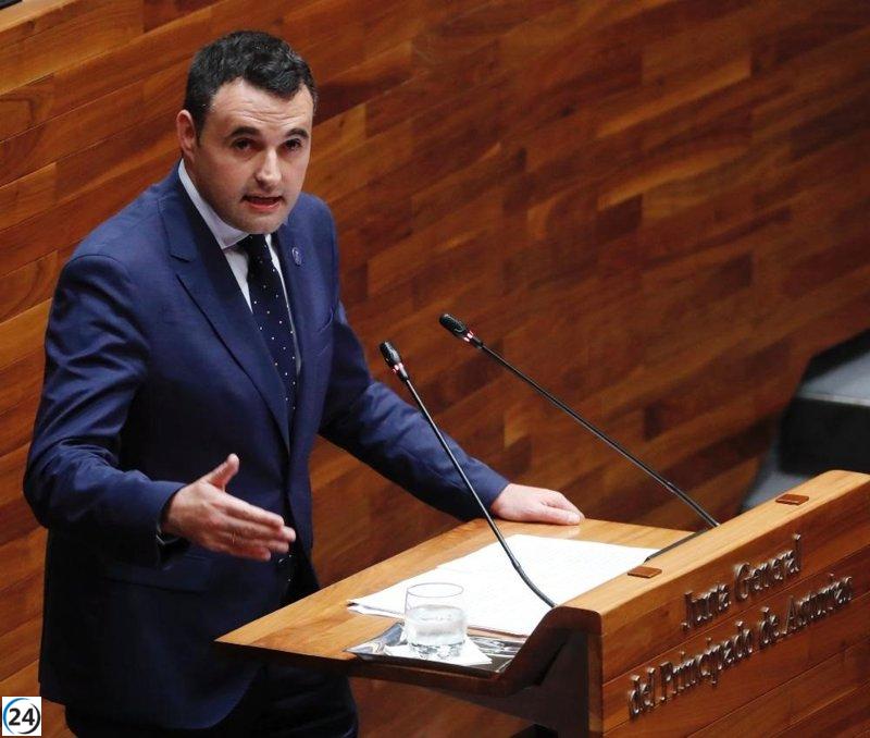 Peláez del PSOE rechaza privilegios en financiación autonómica y critica al PP por hacer partidismo.