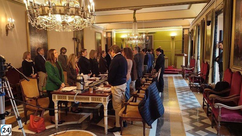 Oviedo destina 220.000 euros para apoyar a las víctimas de la DANA en el Levante.