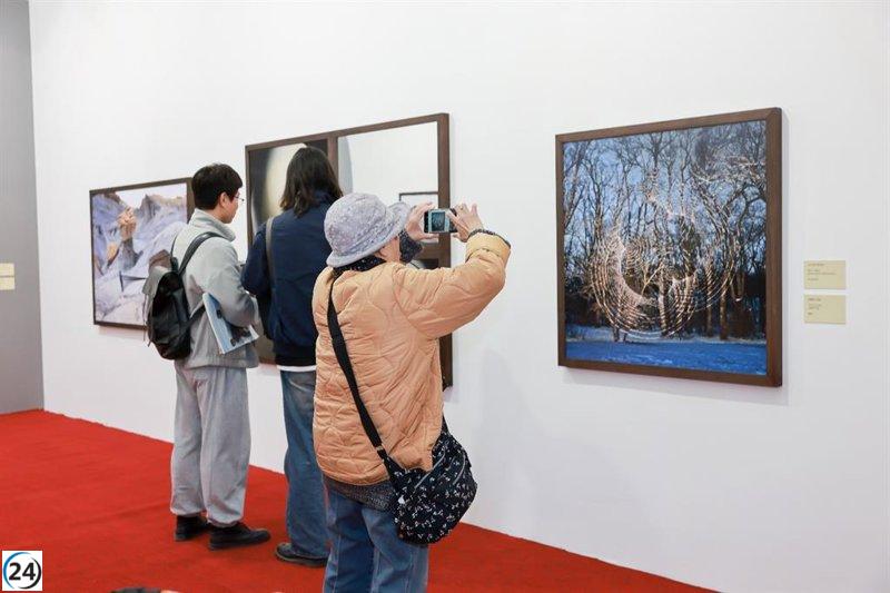 Seis artistas asturianos presentan su obra en la feria de arte West Bund de Shanghái.