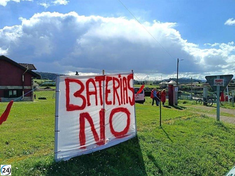 Ecologistas protestan por la ubicación de cuatro parques de baterías en Oviedo.