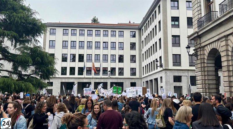 Ministerio de Educación cita a sindicatos docentes para discutir acuerdos este viernes.
