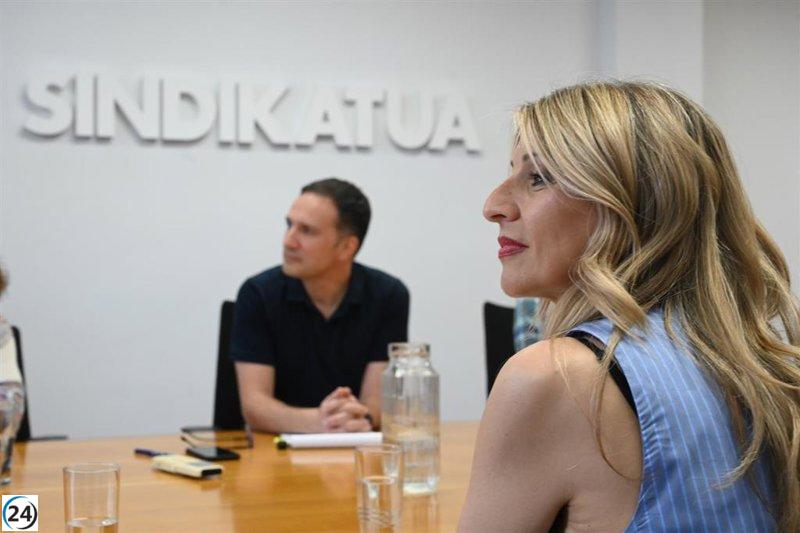 Yolanda Díaz denuncia el accidente laboral en Coaña y lo tilda de inaceptable.