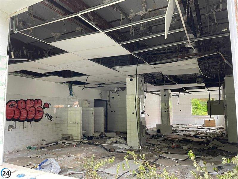Interrumpen temporalmente la demolición de estructuras del antiguo HUCA.