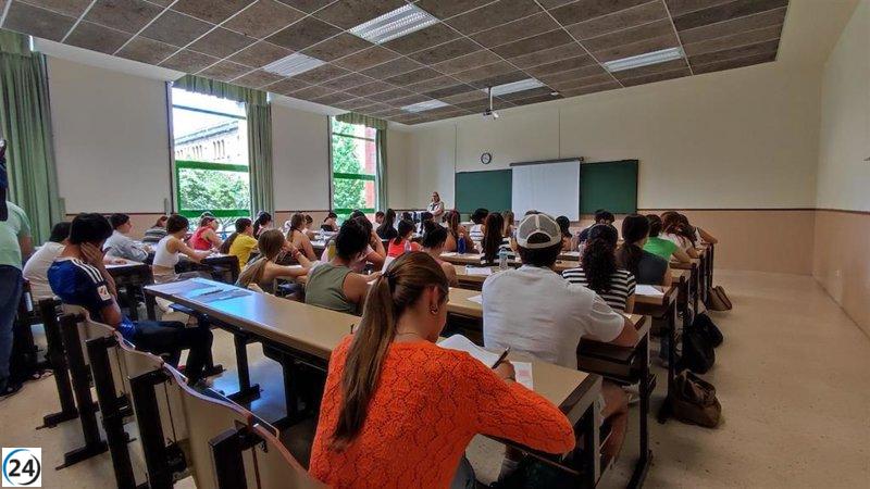 Más de mil estudiantes asturianos se preparan para la PAU extraordinaria del 7 al 9 de julio.