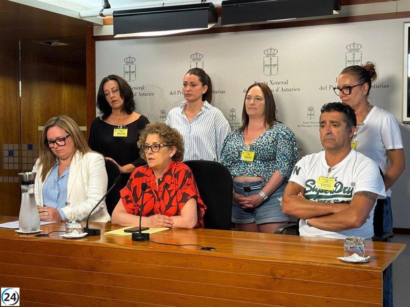 Gloria García (PP) y padres de niños autistas denuncian falta de apoyo del Gobierno asturiano a la inclusión educativa.