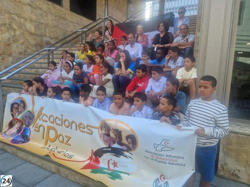 Asturias acoge a 97 niños saharauis en la nueva edición de 'Vacaciones en paz'.