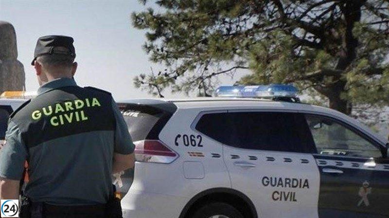 Camionero detenido por exceso de alcohol y drogas tras accidente en Tineo.
