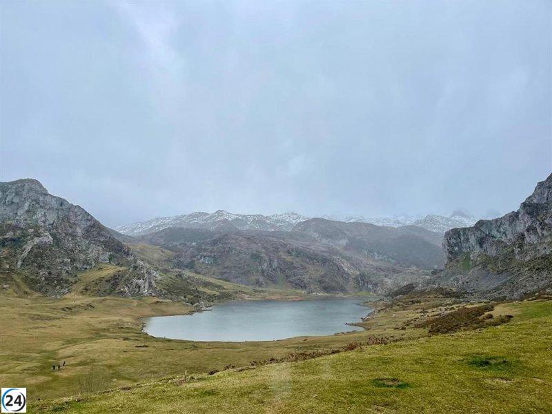 Comienzan en septiembre las obras en el lago Ercina para conservar su agua y su diversidad biológica.