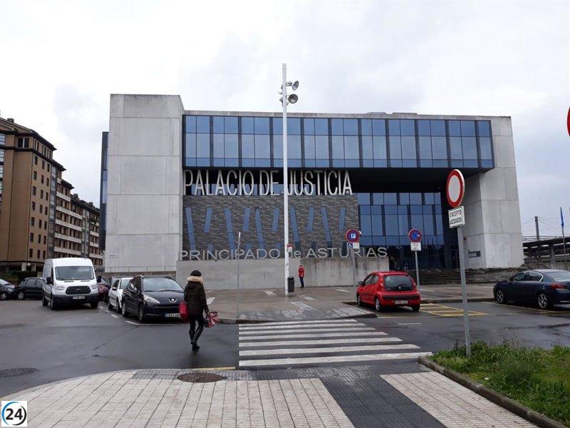 Solicitan una pena de 10 años para un hombre por filmar a mujeres en las duchas de un centro social en Gijón.