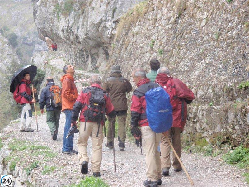 Se reanuda parcialmente la Ruta del Cares con protocolos de seguridad y vigilancia del terreno.