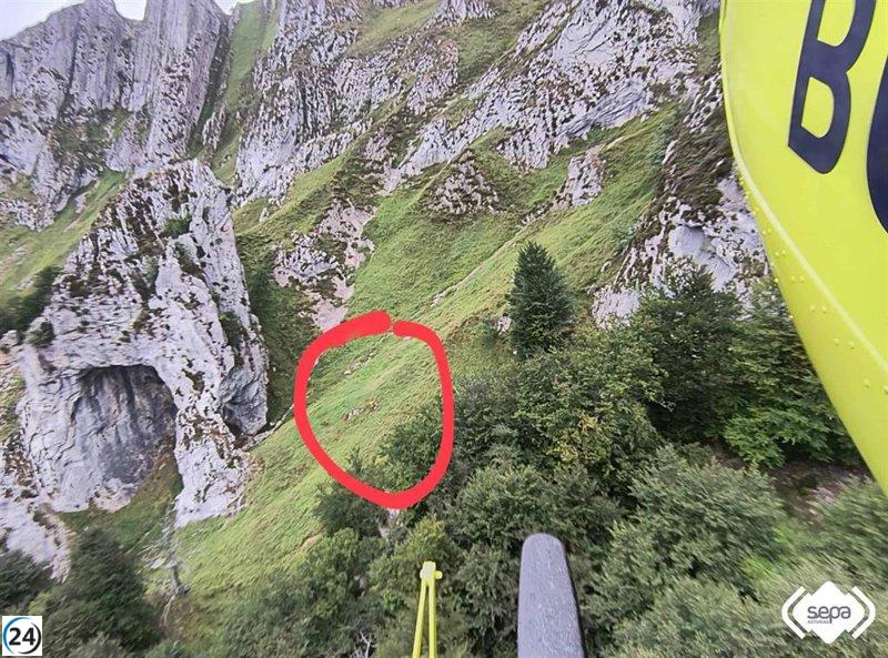 Rescate heroico: Bomberos ayudan a un senderista perdido en Peña Mea, Laviana.