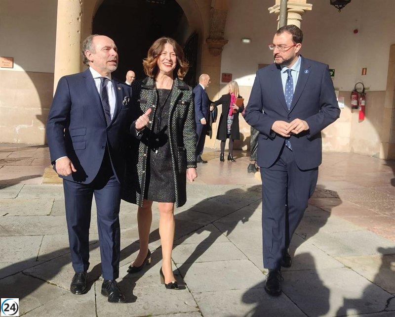 Barbón señala que el rector está molesto por los ataques a la educación pública.
