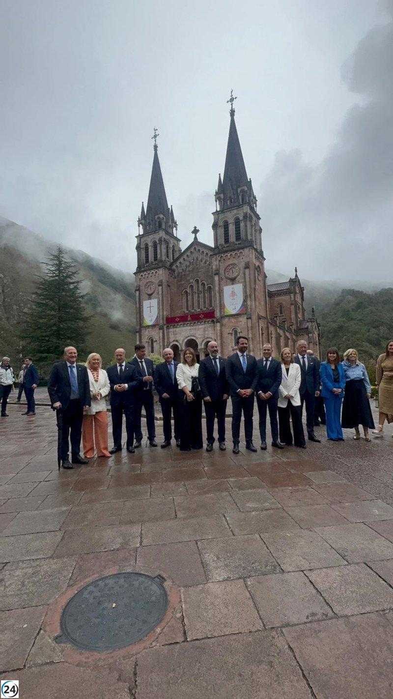 Queipo (PP) insta a Barbón y a la