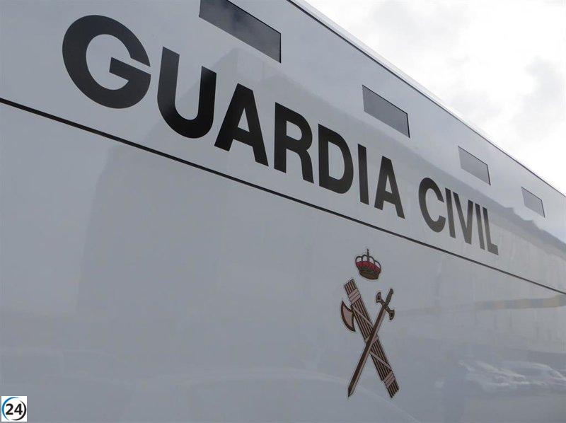 Detienen al autor de dos incendios en Belmonte de Miranda, según la Guardia Civil.