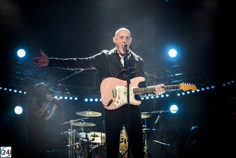 Ilegales suspende sus conciertos indefinidamente por la salud de su vocalista, Jorge Martínez.