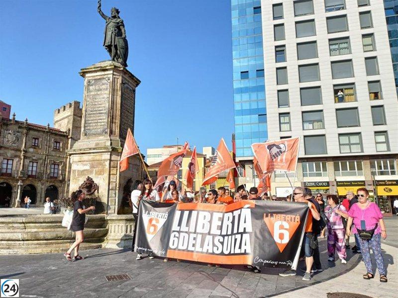 Sindicatos de Asturias impulsan campaña para asegurar la libertad total de 'Las seis de La Suiza'.