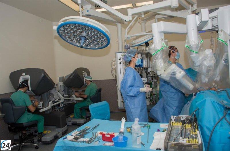 Saavedra defiende los avances en la sanidad asturiana ante las críticas pesimistas del PP.