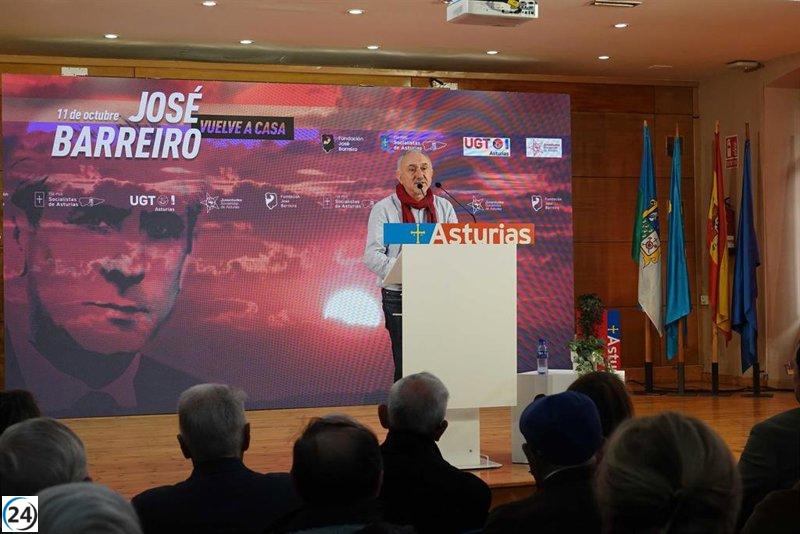 Pepe Álvarez (UGT) rinde tributo a José Barreiro y la memoria democrática en un conmovedor acto en Asturias.