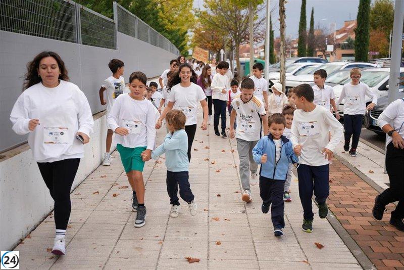 Tres mil estudiantes asturianos se movilizan hoy en 'La Vuelta al Cole' de Unoentrecienmil para luchar contra la leucemia infantil.