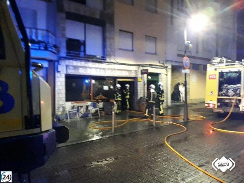 Apagan el fuego en un bar de La Caridad, El Franco.