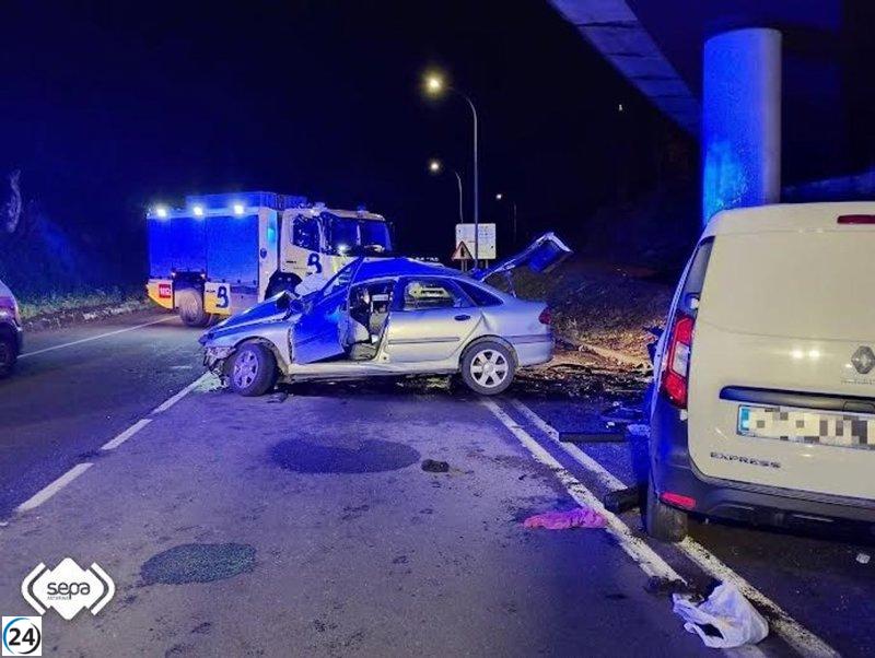 Accidente en San Martín del Rey Aurelio deja dos personas heridas.