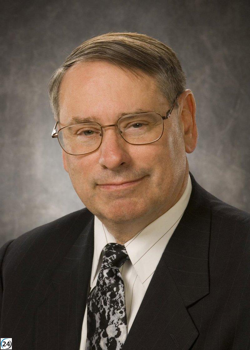 Pete Worden visita la Universidad de Oviedo este martes en un evento institucional.