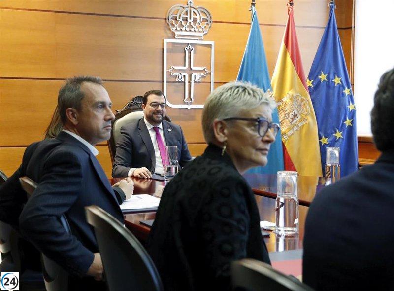 El Sespa incorpora dos nuevas especialidades en documentación y farmacia.