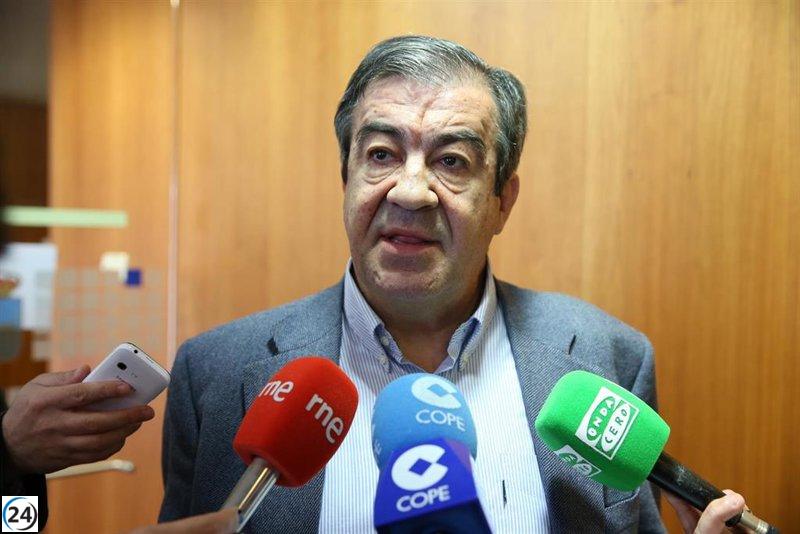Álvarez-Cascos enfrenta pena de 3 años y medio de prisión tras revelarse nueva documentación.
