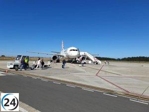 El tráfico aéreo del Aeropuerto de Asturias supera los 370 mil pasajeros en el primer trimestre.