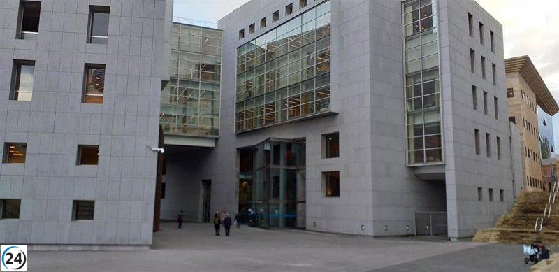 Libertad provisional concedida al hombre que agredió a cuatro agentes durante su detención en Oviedo.