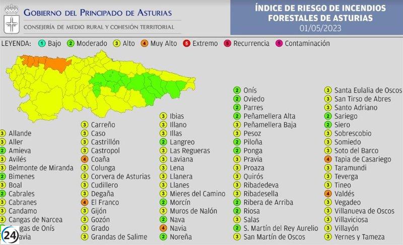 El riesgo de incendio forestal en cinco municipios asturianos del noroccidente es 'muy alto'.