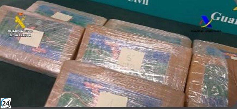 Colombiano detenido con 17,5 kilos de cocaína en el aeropuerto de Asturias.