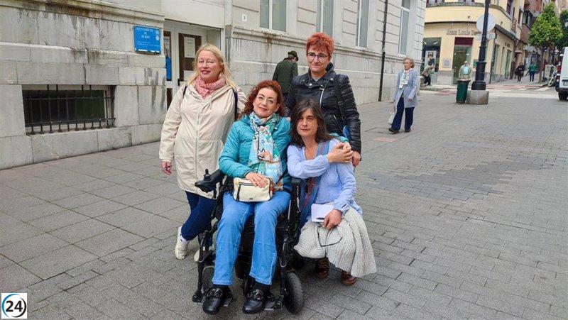 Podemos Oviedo apoya municipalizar el servicio de atención a domicilio.