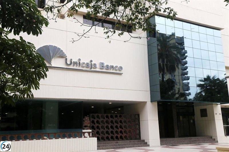 Sindicatos piden la salida del CEO de Unicaja Banco en reunión de la Fundación Unicaja.