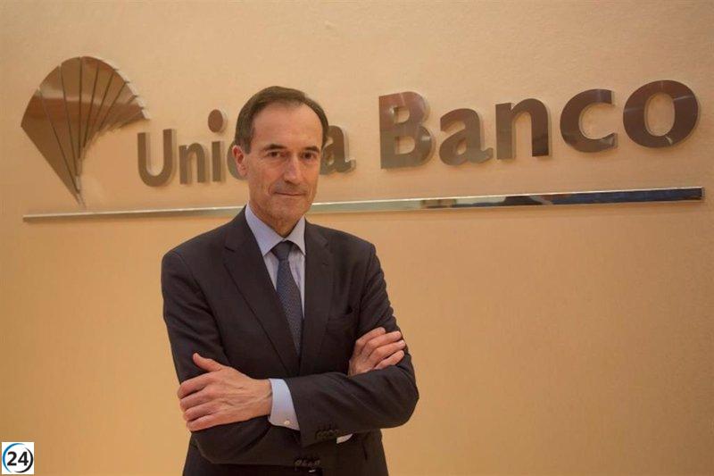 Isidro Rubiales releva a Manuel Menéndez como CEO de Unicaja Banco.