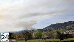 Ocho incendios forestales azotan el territorio de Asturias