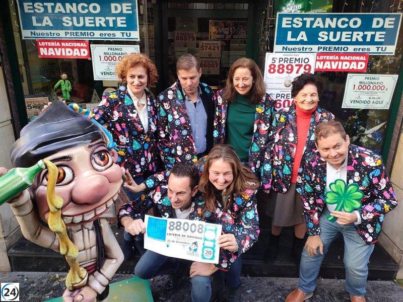 La suerte sonríe a Asturias: El 'Gordo', junto con el segundo premio y 5 quintos, reparten 4,48 millones de euros.