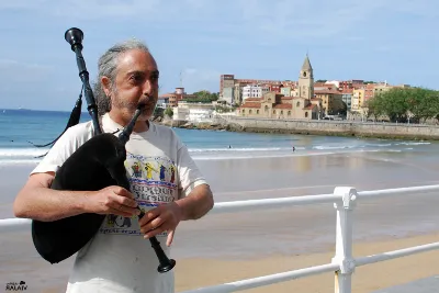 Gijón, la ciudad que combina playa y montaña